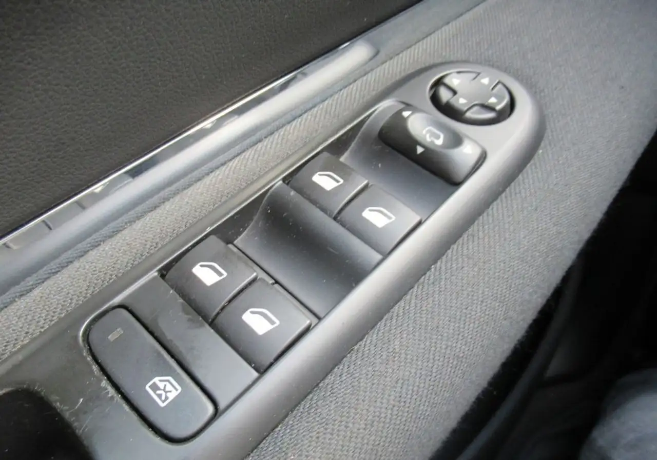 Peugeot 3008 3008 — photo 13