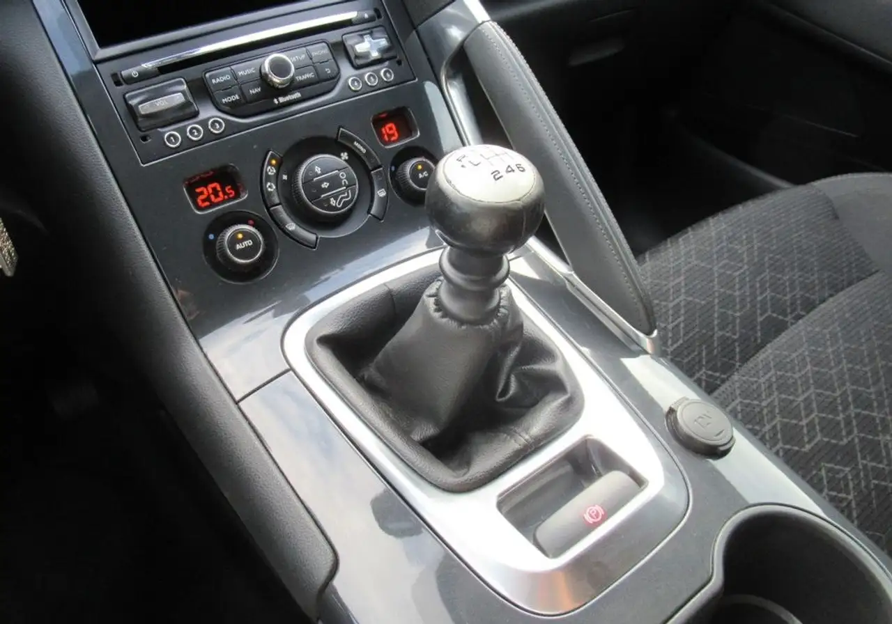 Peugeot 3008 3008 — photo 18