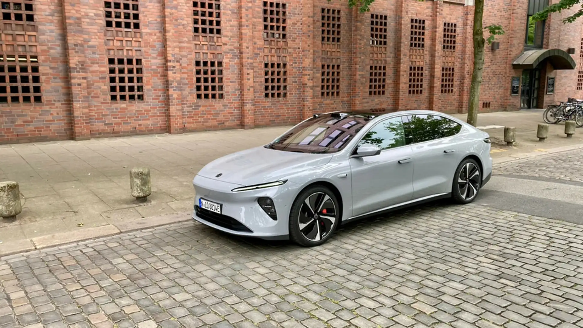 NIO ET7 ET7 100 kWh (ohne Batterie) Grau - 1