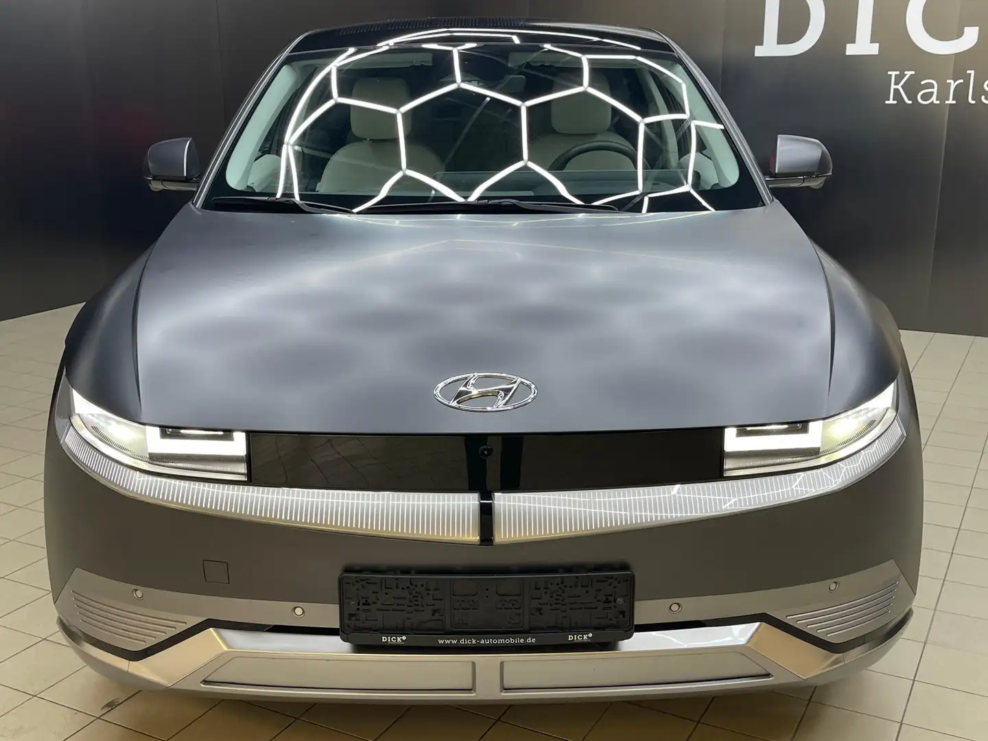 Hyundai IONIQ 5 Uniq 4WD NAVI+RELAX+LED+HUD+BOSE+AHK+360 Gris - 2