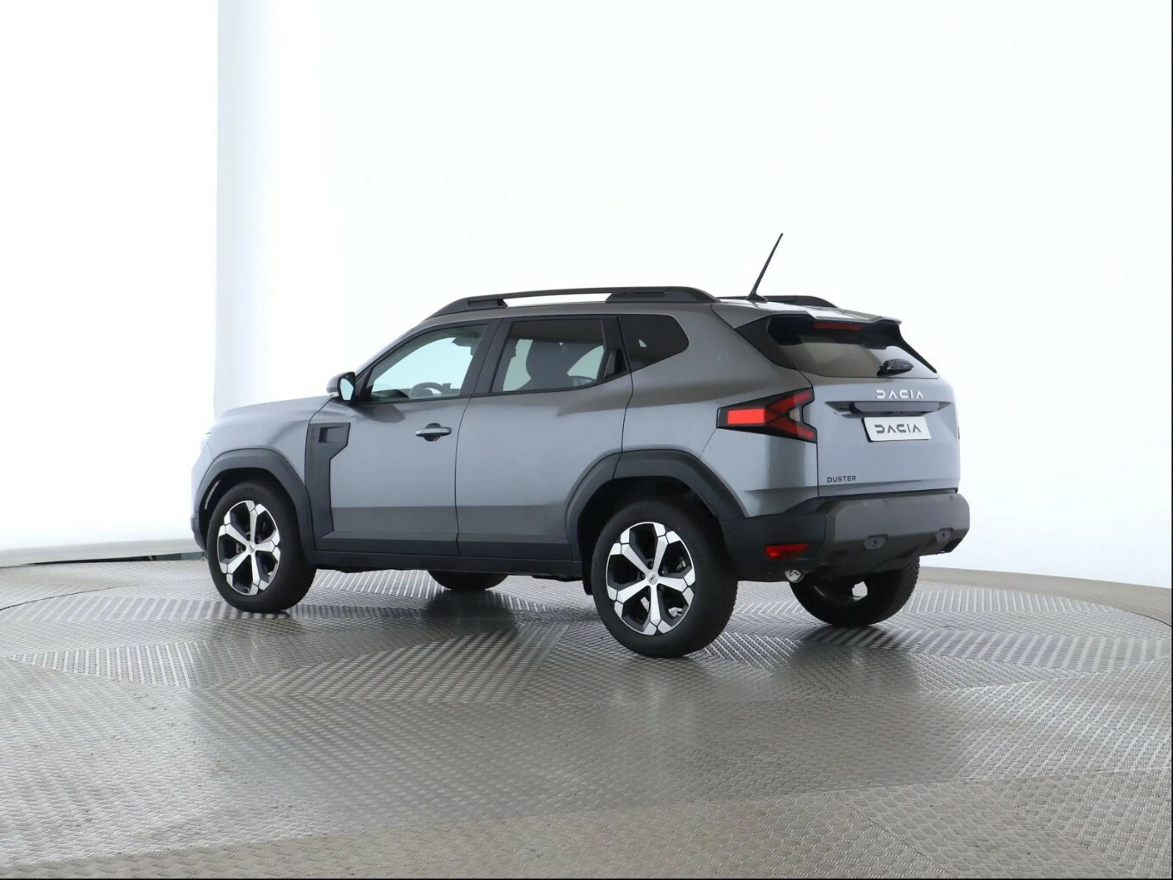 Dacia Duster TCe 130 Journey MILD HYBRID — photo 3