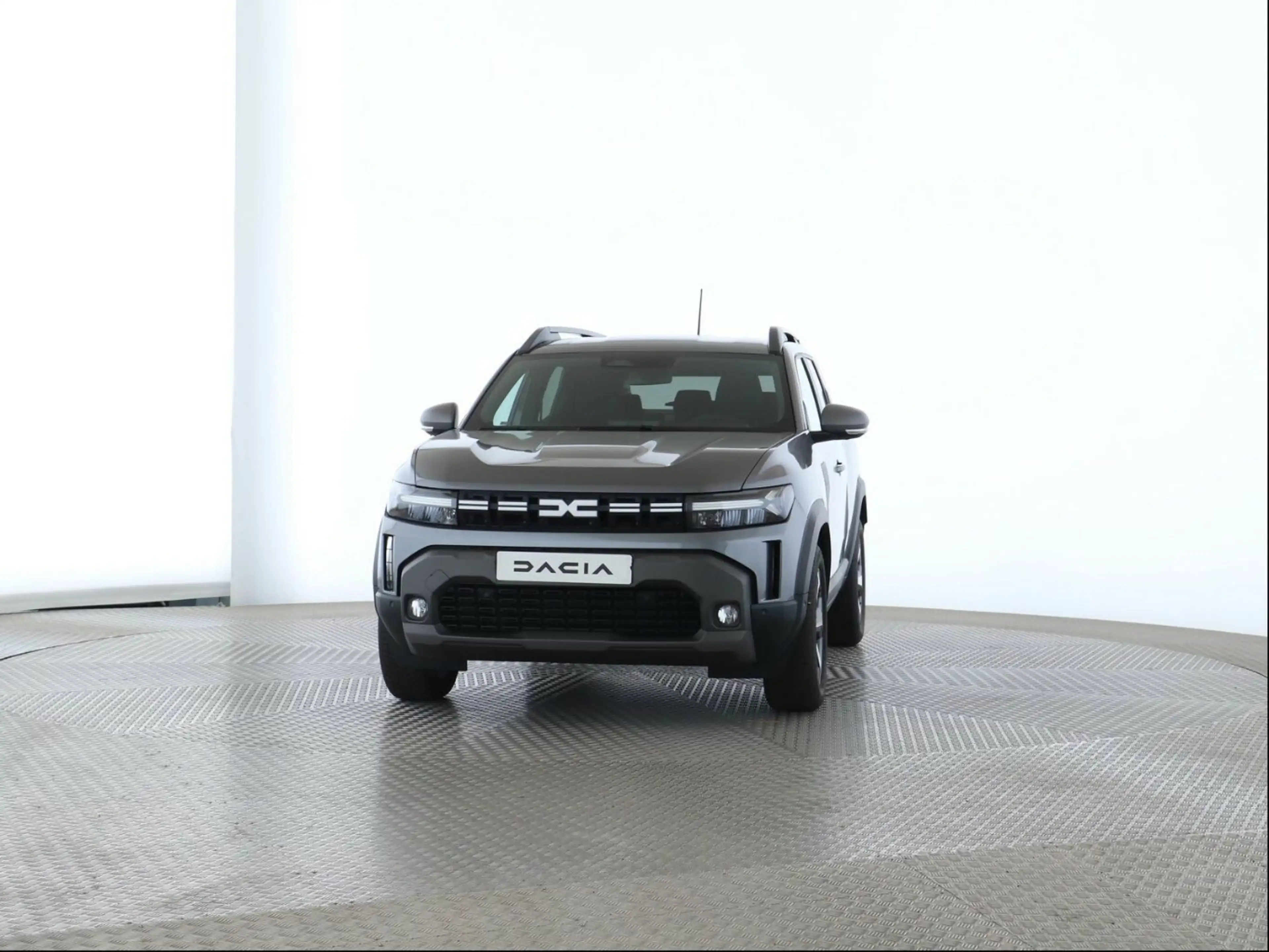 Dacia Duster TCe 130 Journey MILD HYBRID — photo 2