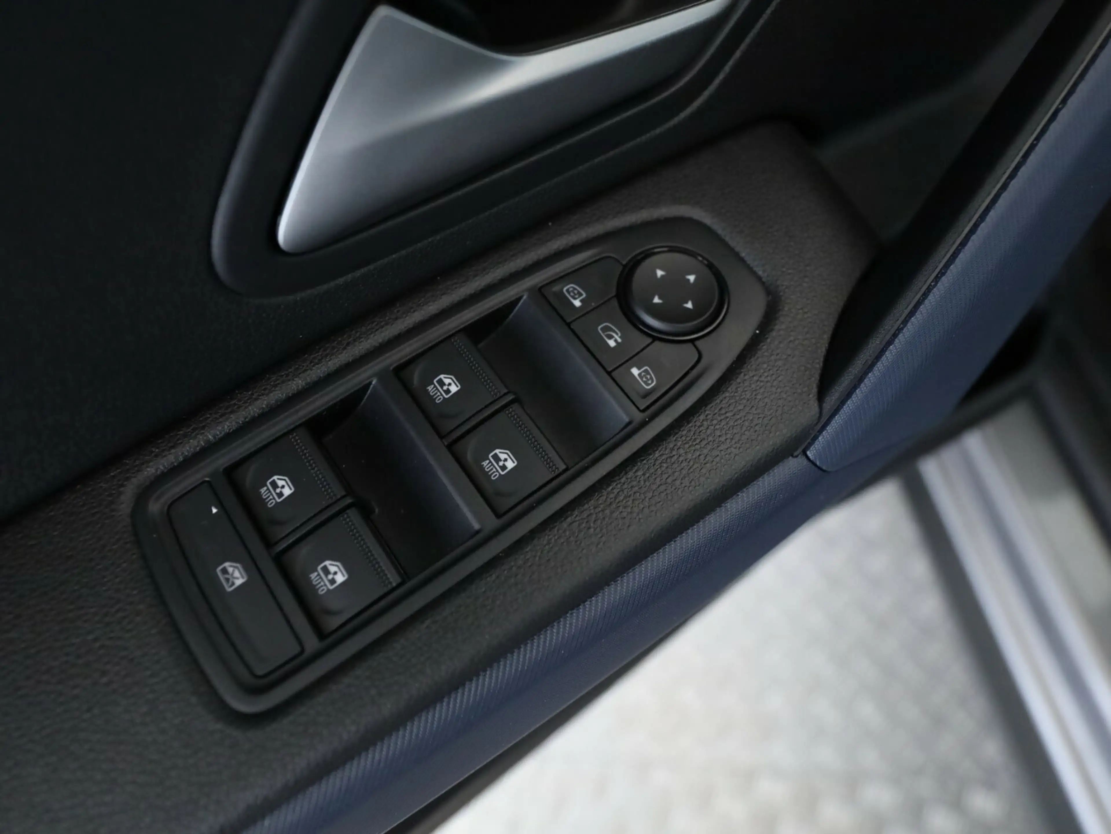 Dacia Duster TCe 130 Journey MILD HYBRID — photo 7