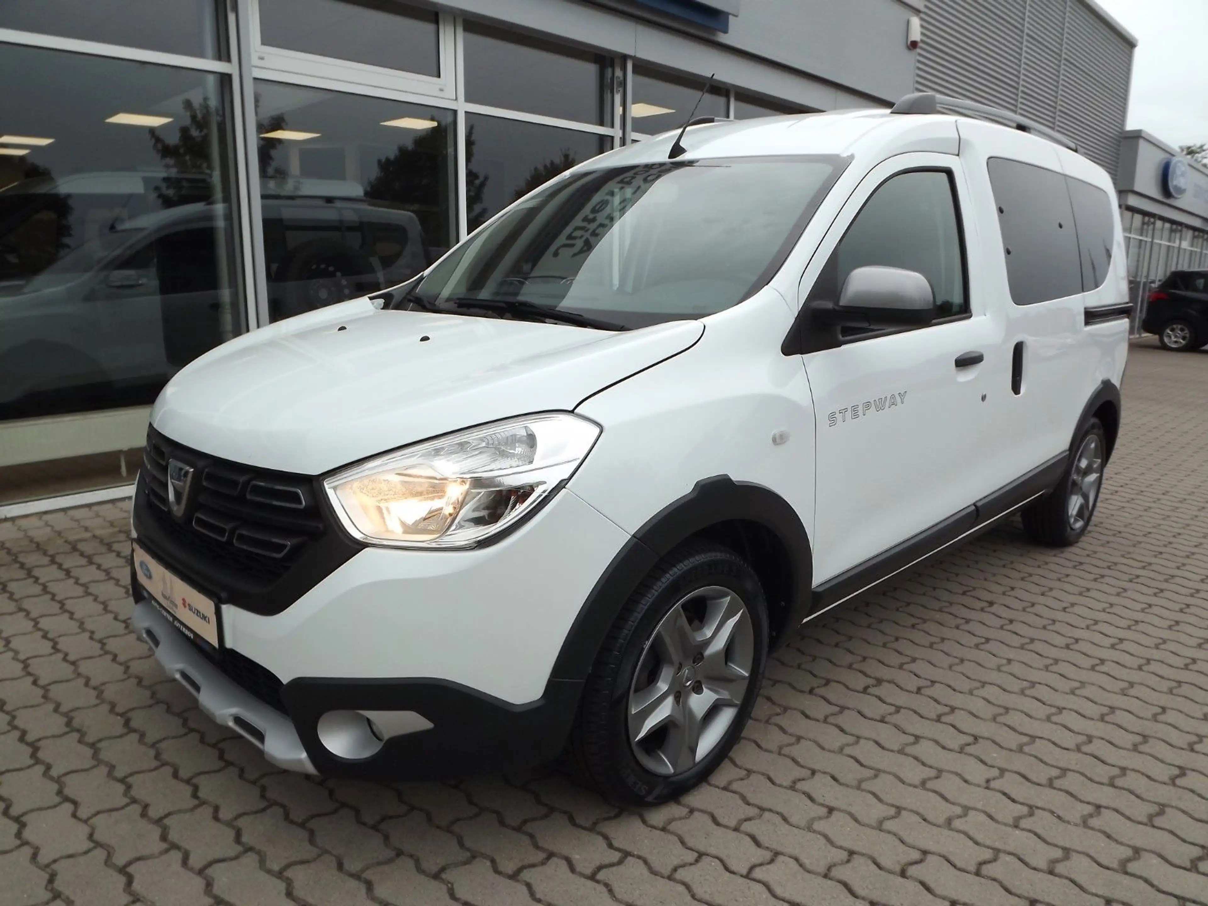 Dacia Dokker Stepway*SHZ*Klima*AHK — photo 2