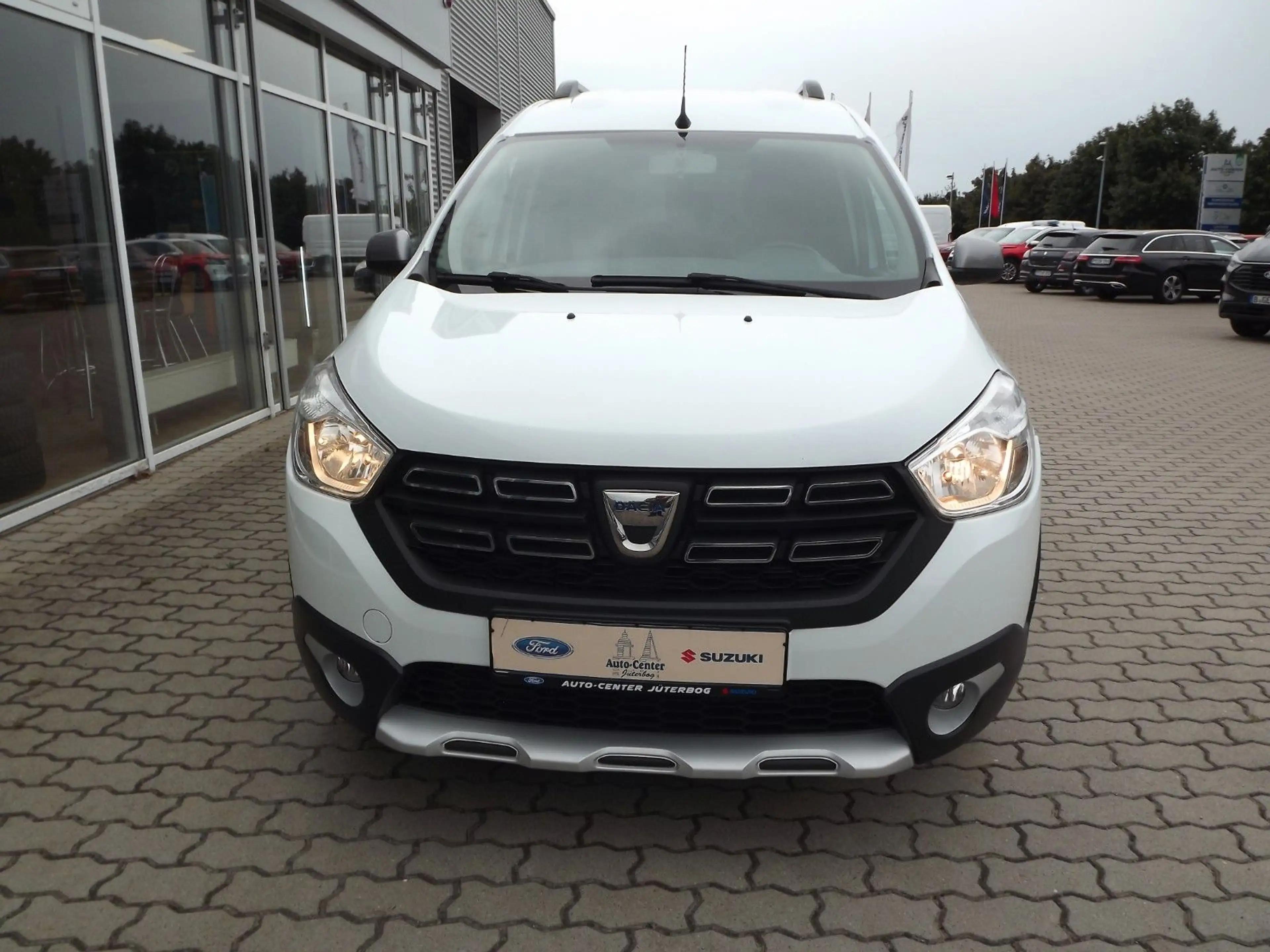 Dacia Dokker Stepway*SHZ*Klima*AHK — photo 3