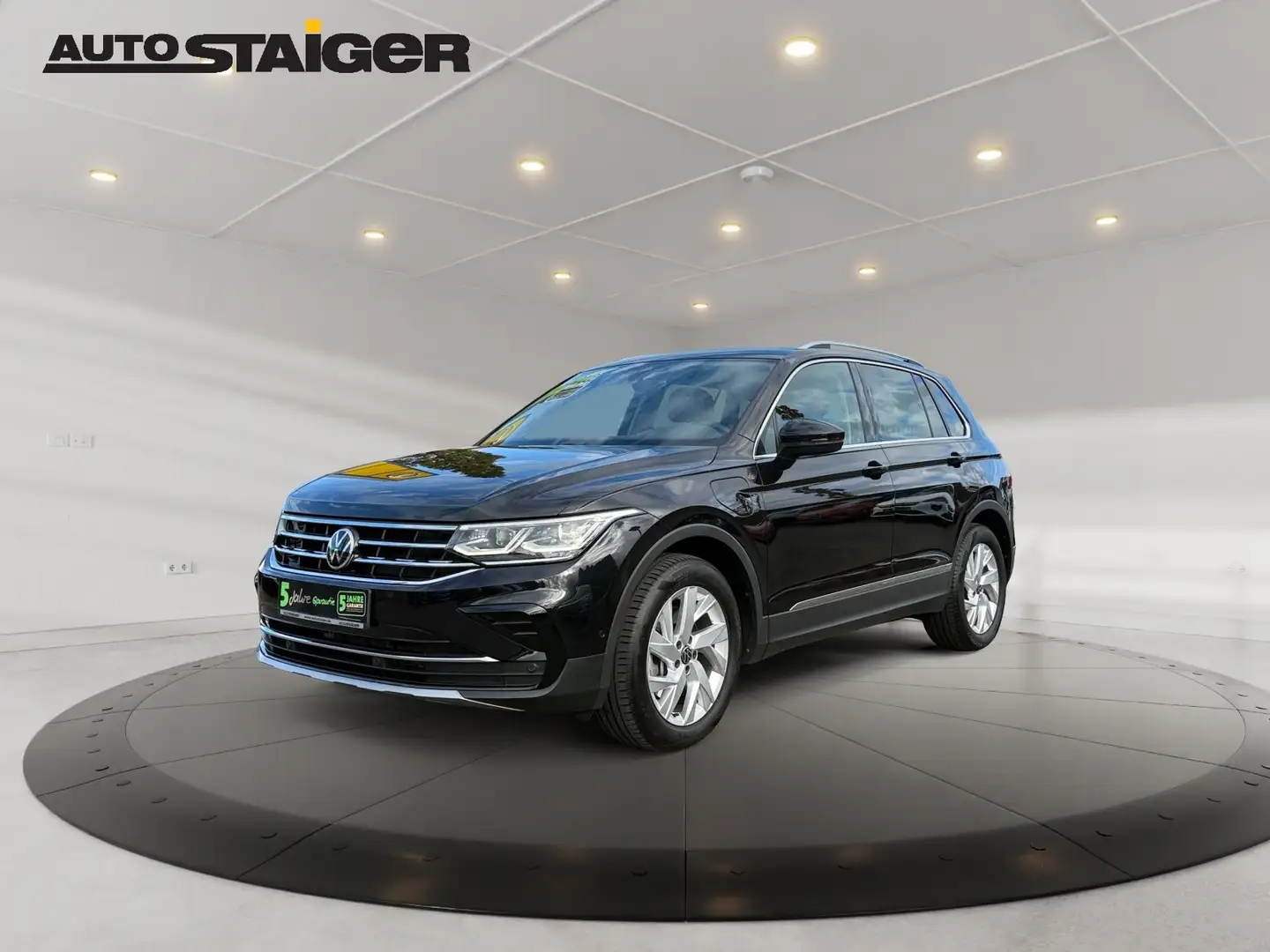 Volkswagen Tiguan 1.4 TSI Elegance ACC+AHK+LED+Navi+SHZ+LM Zwart - 2