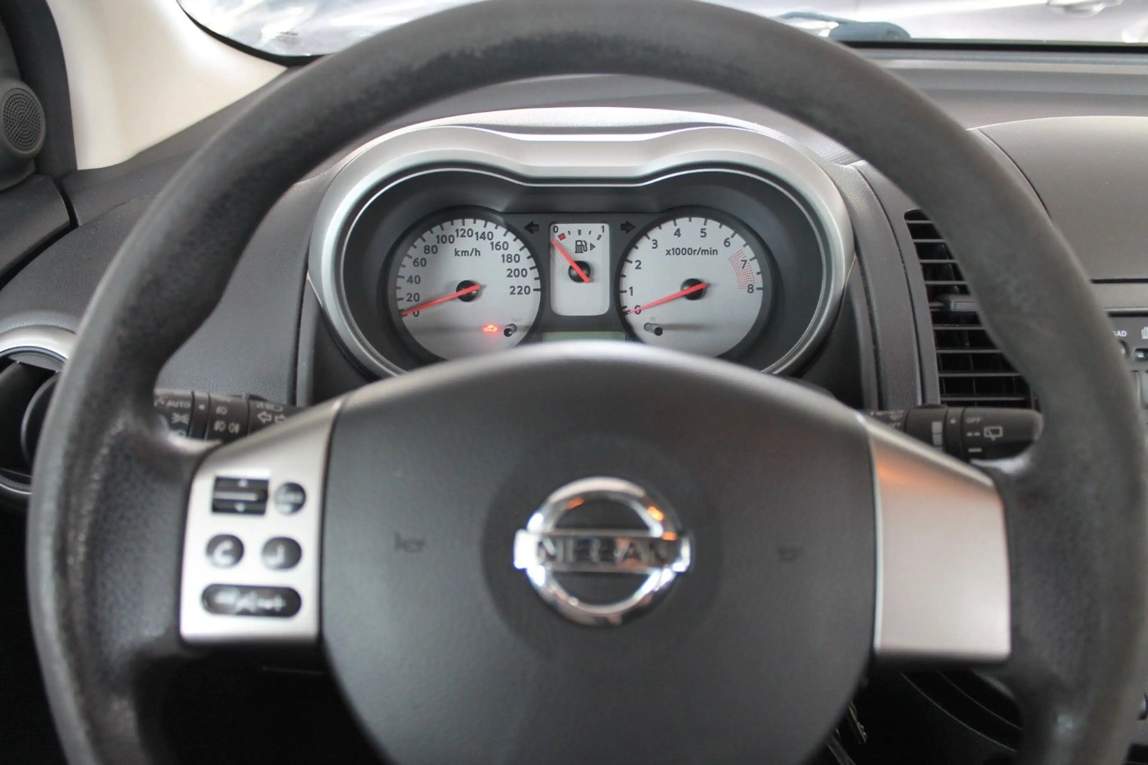 Nissan Note Acenta — photo 12