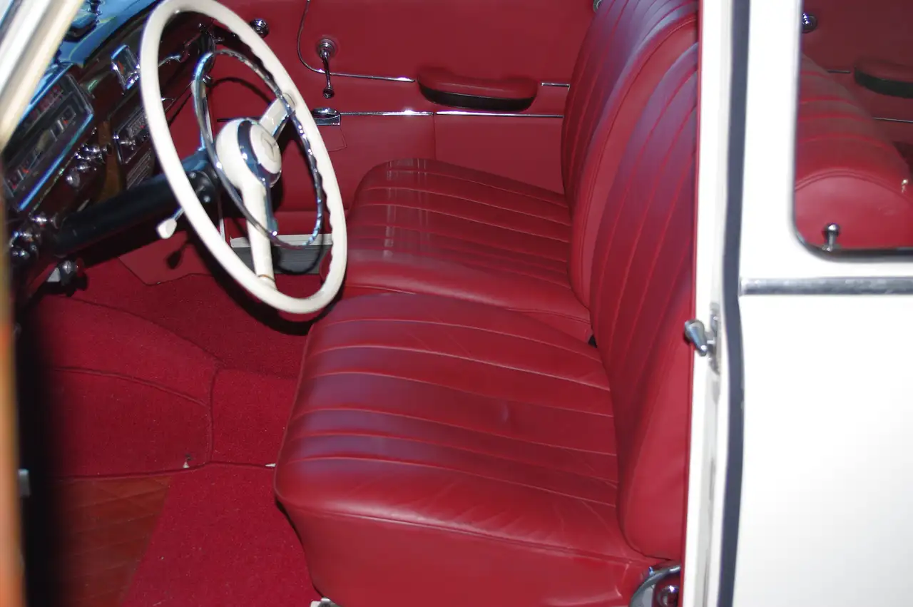 Mercedes-Benz 220 S komplett restauriert D-Auto, foto 4