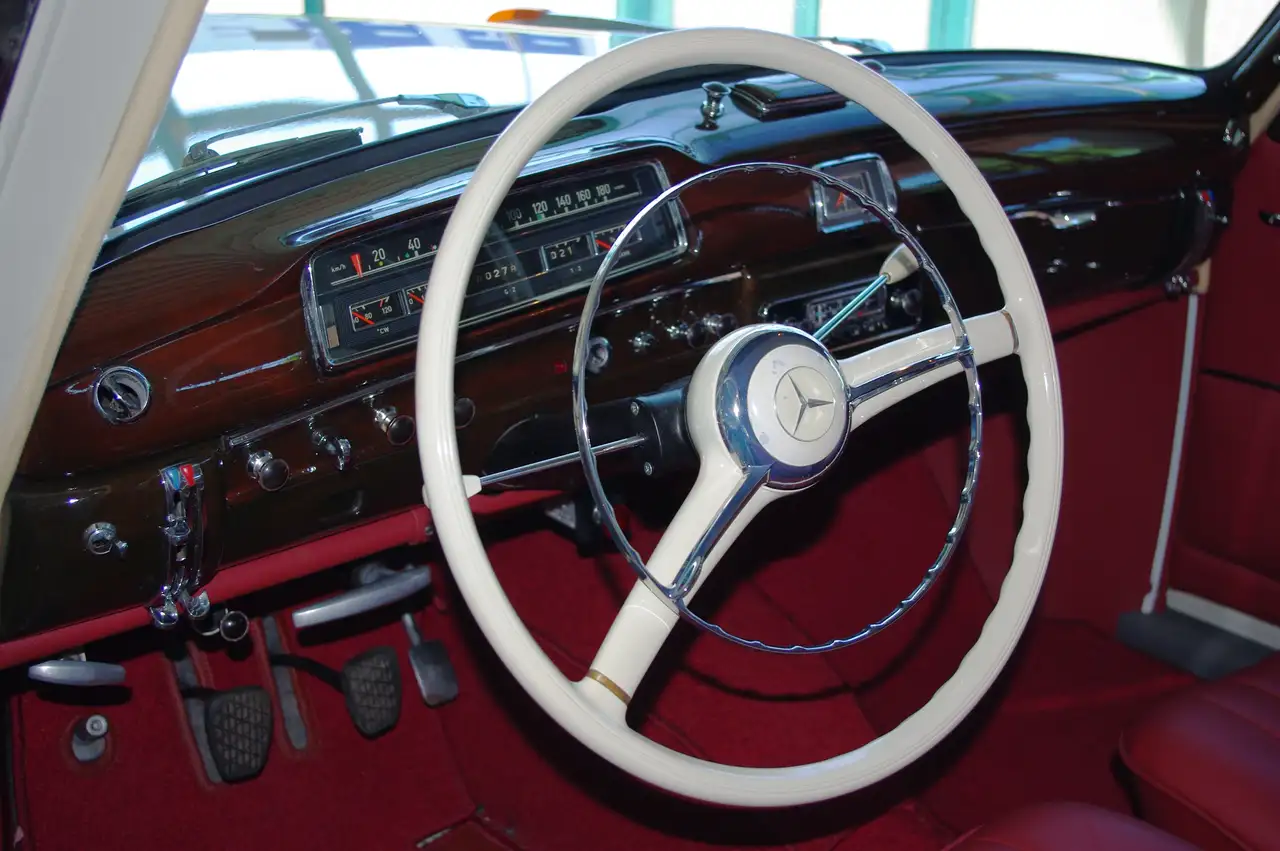Mercedes-Benz 220 S komplett restauriert D-Auto, foto 5