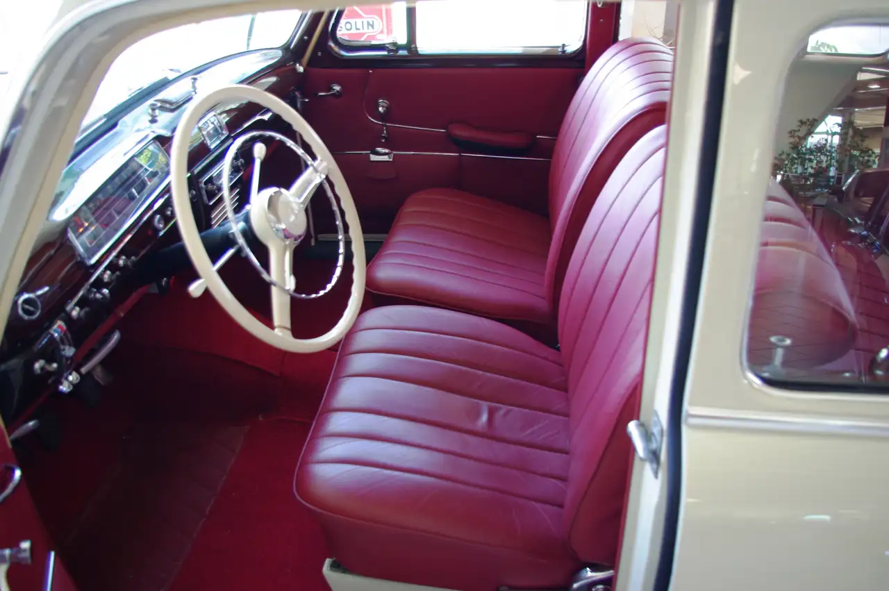 Mercedes-Benz 220 S komplett restauriert D-Auto, foto 7
