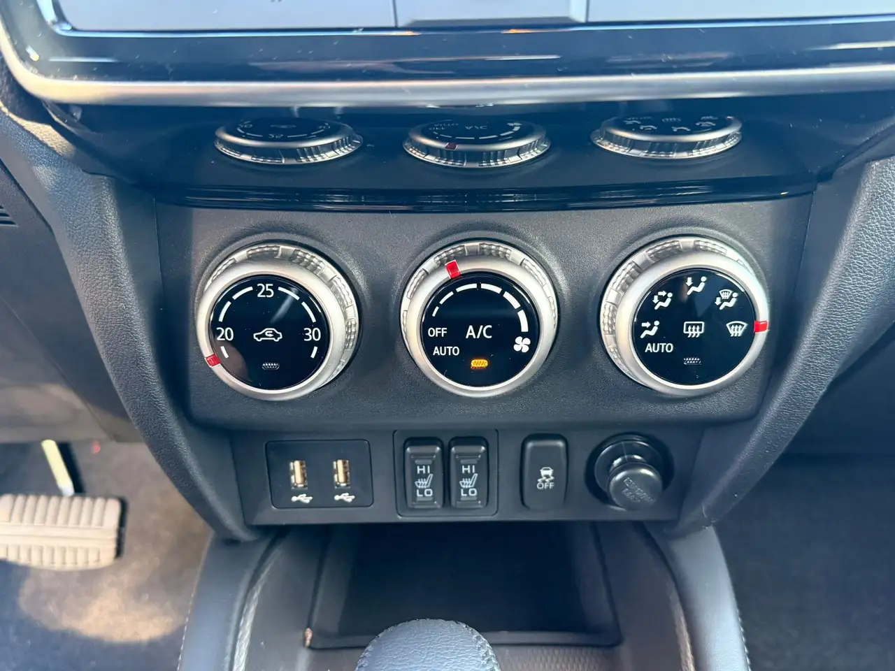 Mitsubishi RVR снимка Mitsubishi RVR