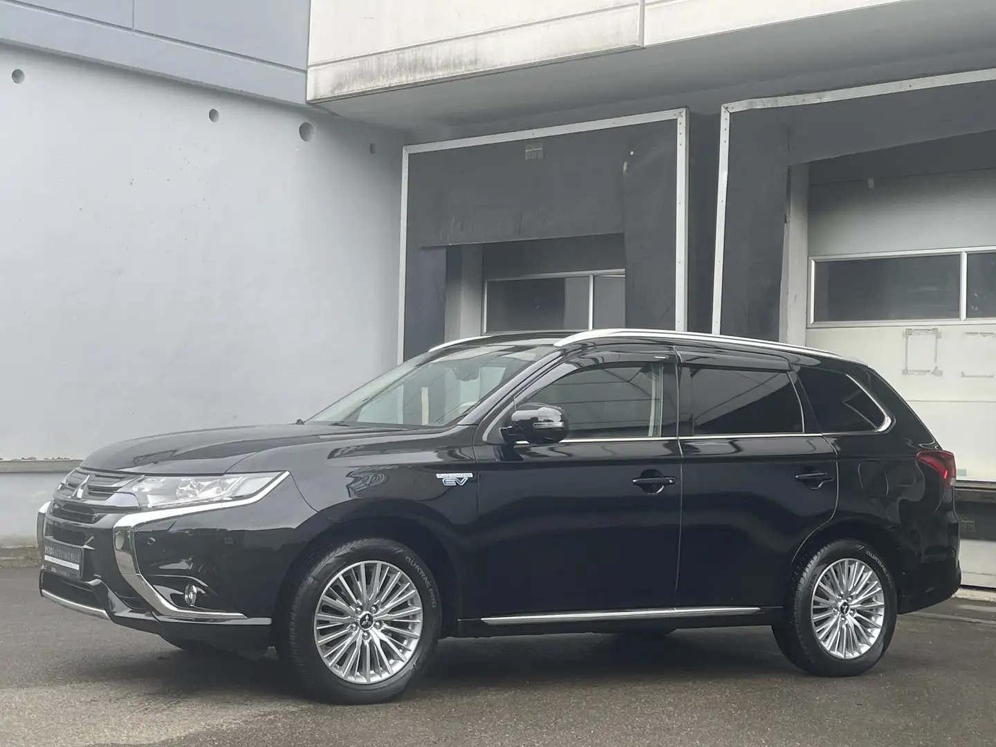 Mitsubishi Outlander PHEV Top LED Navi Standheizung Kamera Noir - 2