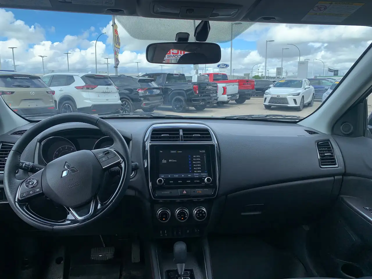 Mitsubishi RVR снимка Mitsubishi RVR