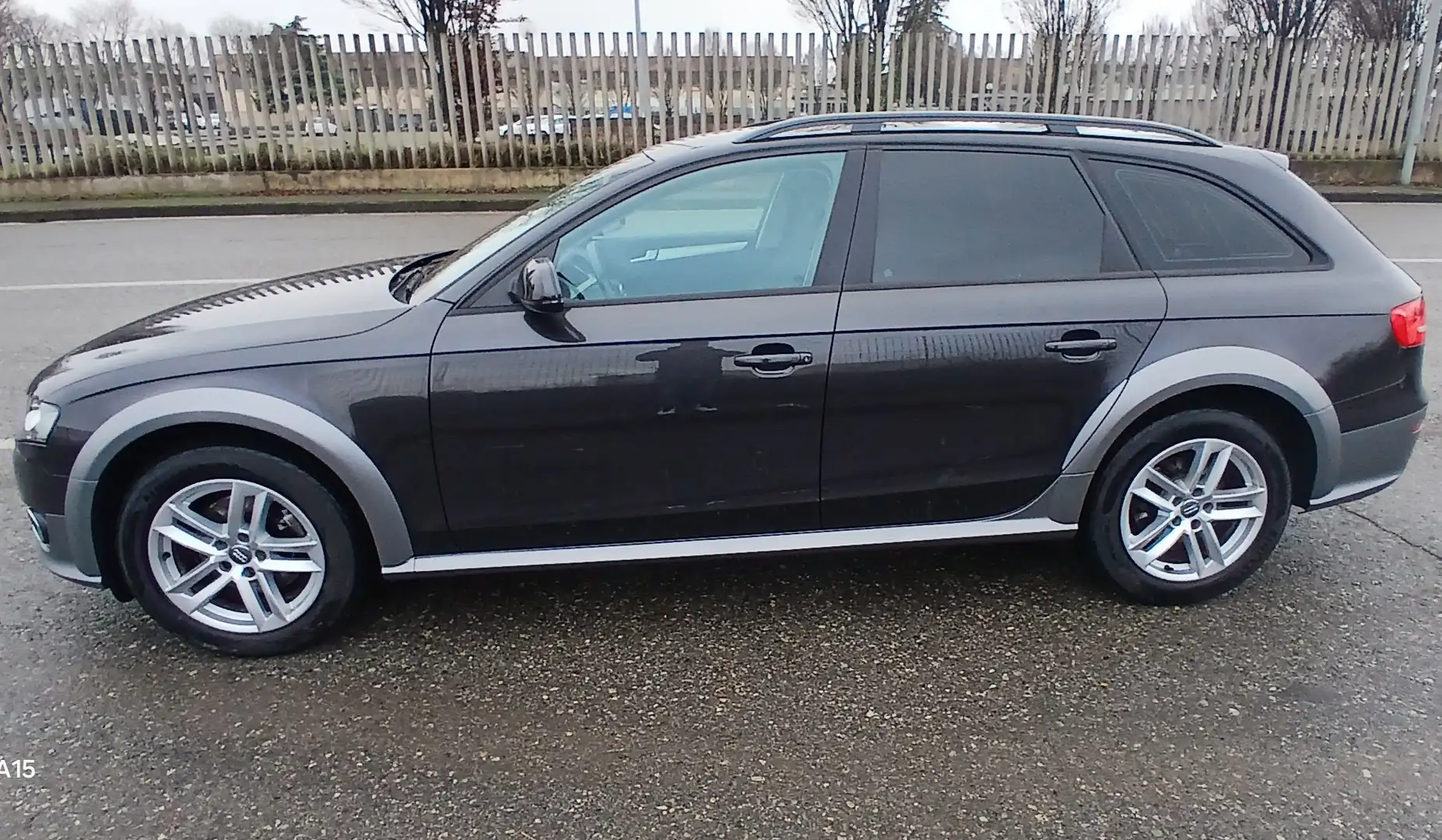 Audi A4 allroad 2.0 tdi 170cv cambio manuale  km 108000 Noir - 2