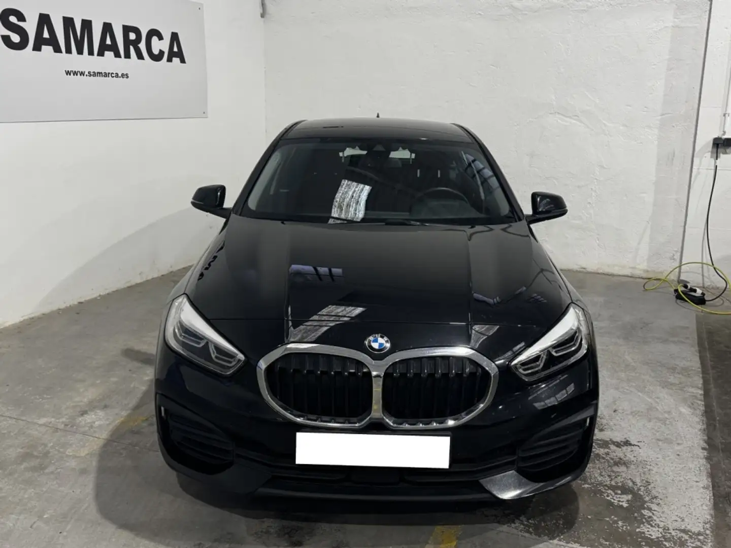 BMW 116 116dA Noir - 2