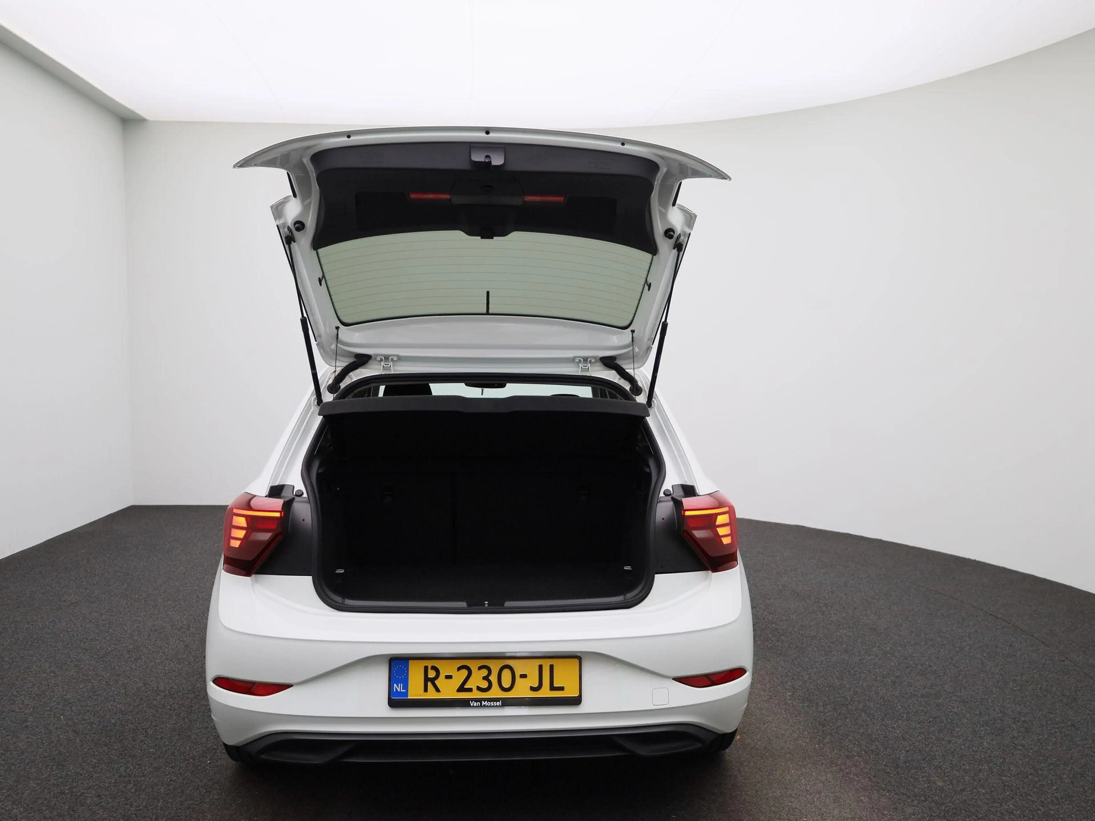 Volkswagen Polo 1.0 TSI Life 95Pk | Origineel Nederlands | 1e Eige — photo 11