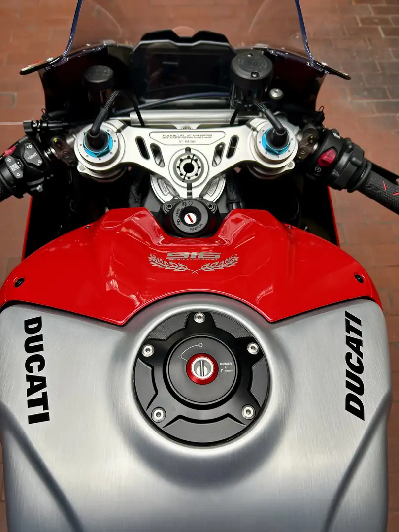 Ducati Panigale V4 SP2 30 anniversario 916 - 1
