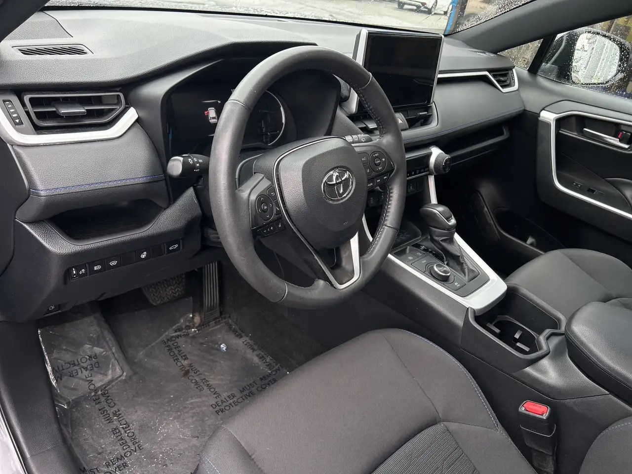 Toyota RAV 4 снимка Toyota RAV 4