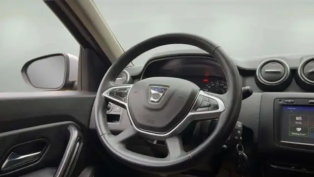 Dacia Duster view 15