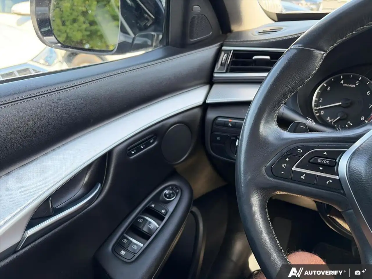 Infiniti QX50 снимка Infiniti QX50