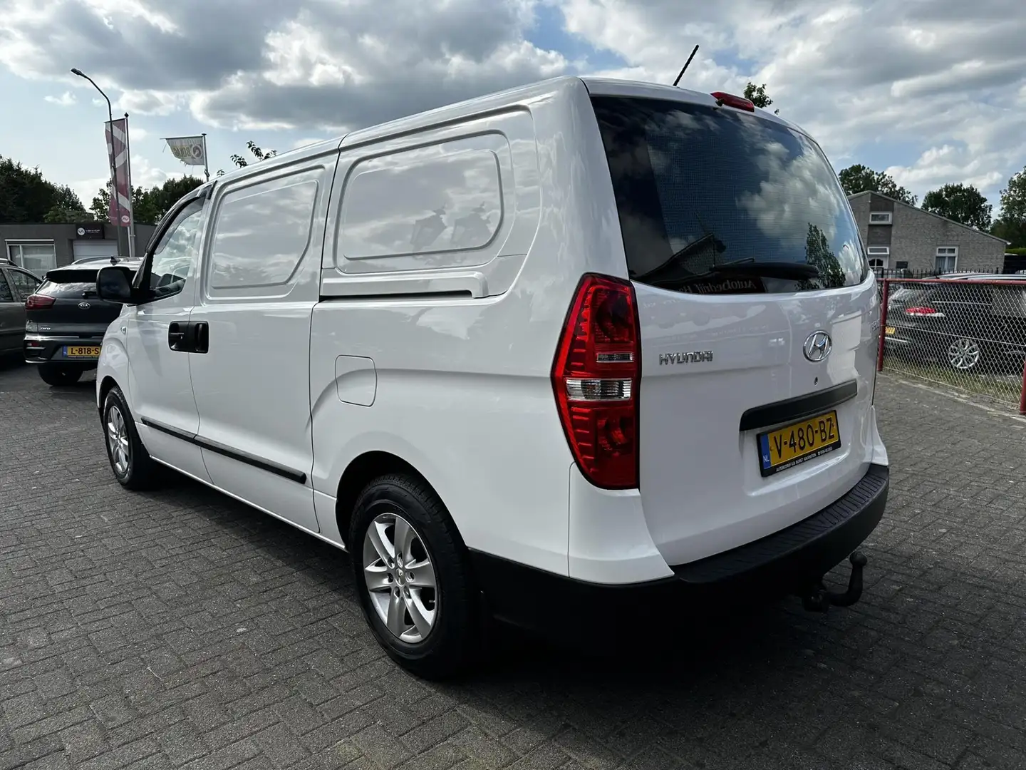 Hyundai H 300 2.5 CRDi Dynamic 1e eign. | Dub. Schuifdeur | Als - 2