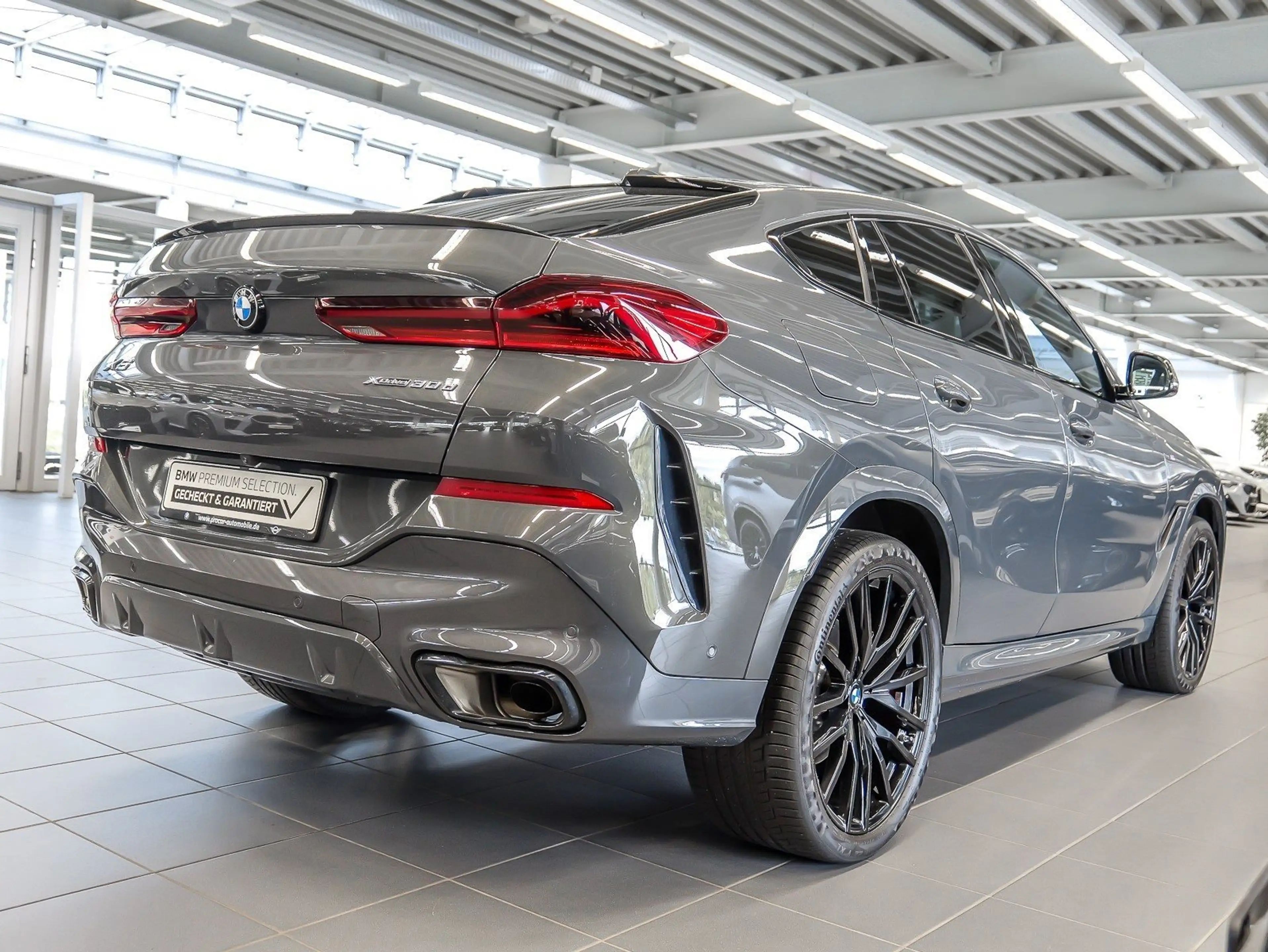 BMW X6 xDrive30d M Sport PANO RFK NAVI LED PDC V+H — photo 2