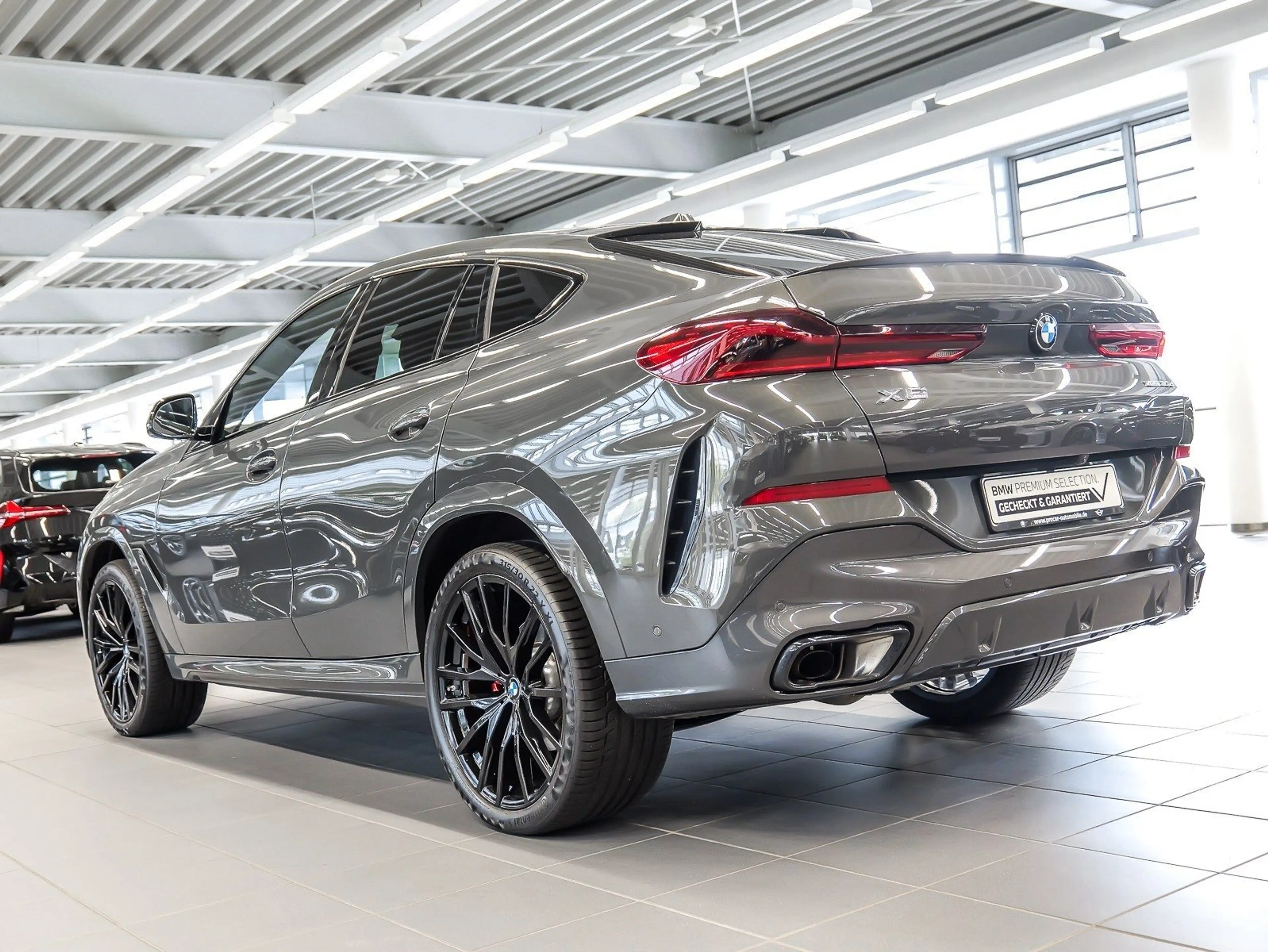 BMW X6 xDrive30d M Sport PANO RFK NAVI LED PDC V+H — photo 7