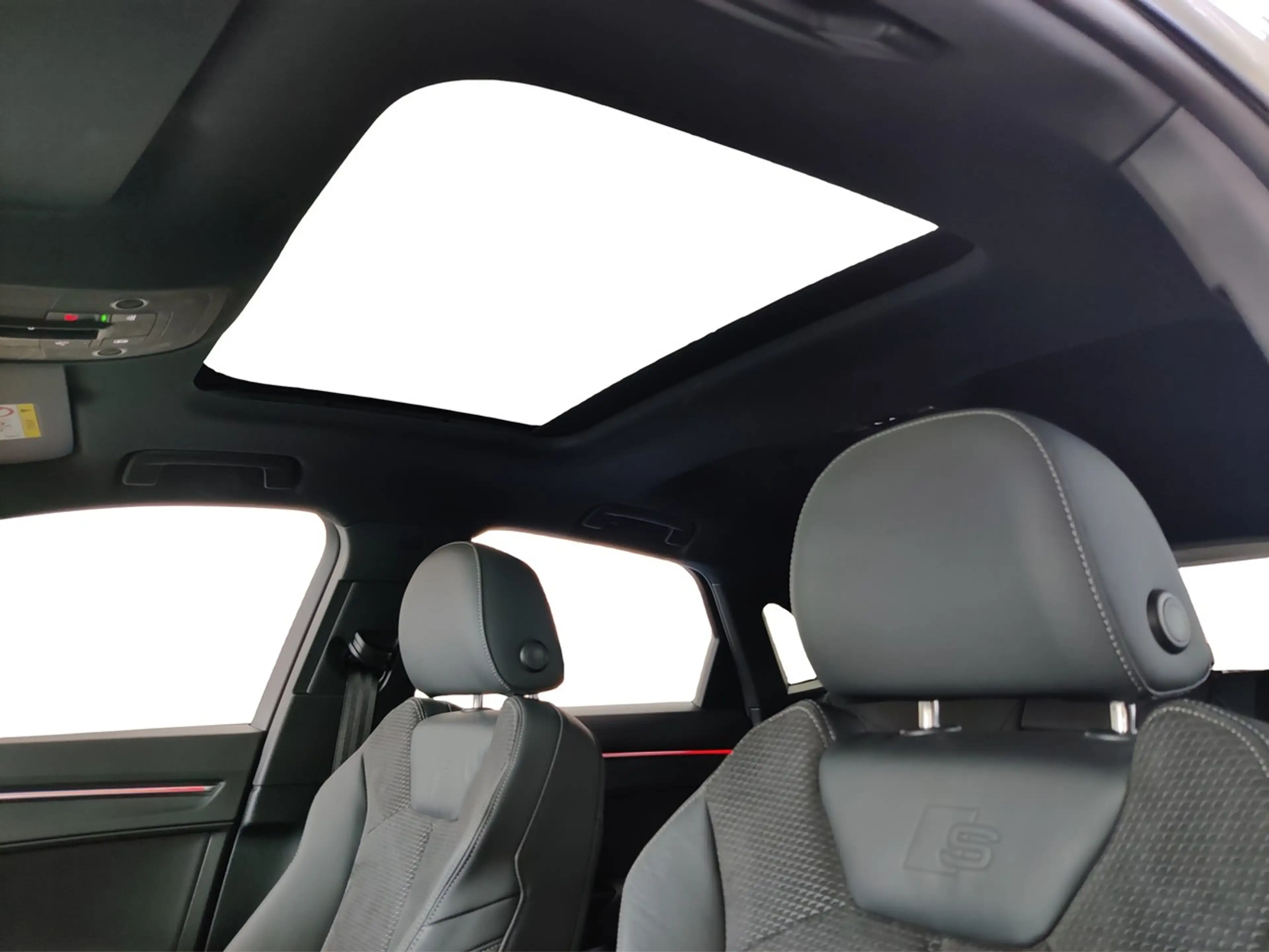 Audi Q3 Sportback 45 TFSI quattro S tronic S line, AHK — photo 11