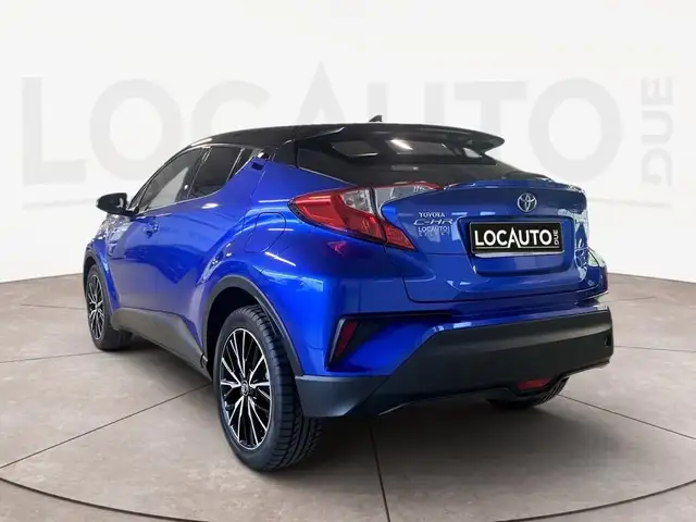 Toyota C-HR view 5