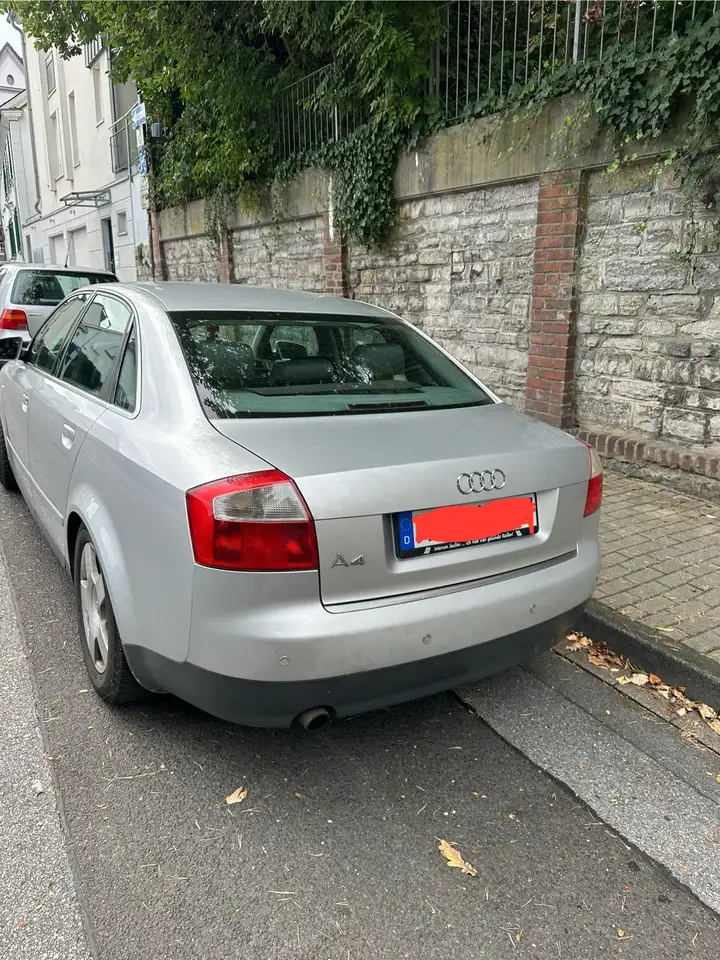 Audi A4 2.0, foto 6
