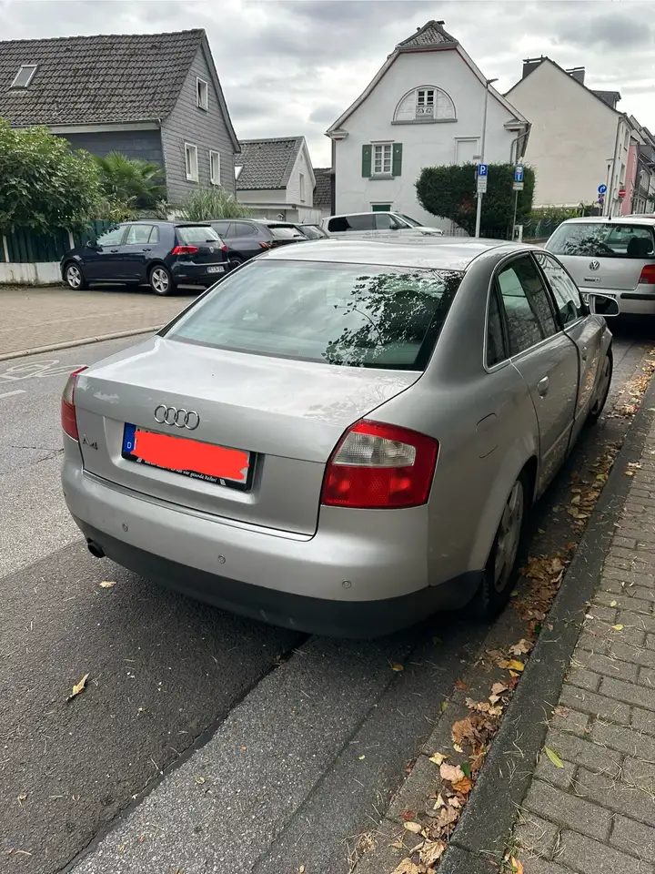 Audi A4 2.0, foto 8