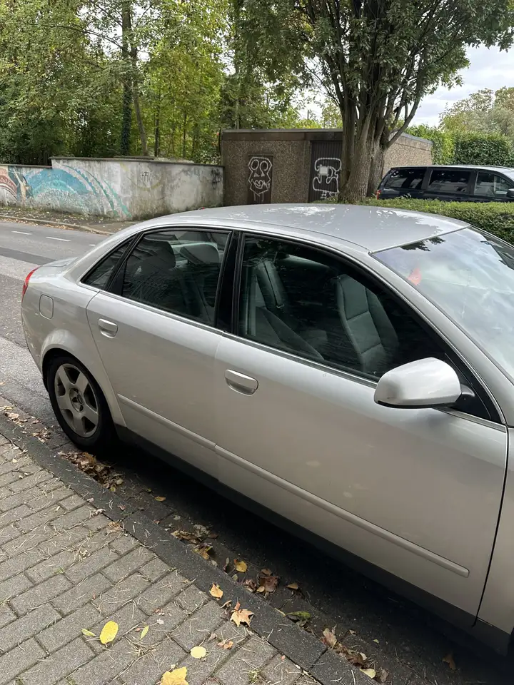 Audi A4 2.0, foto 10