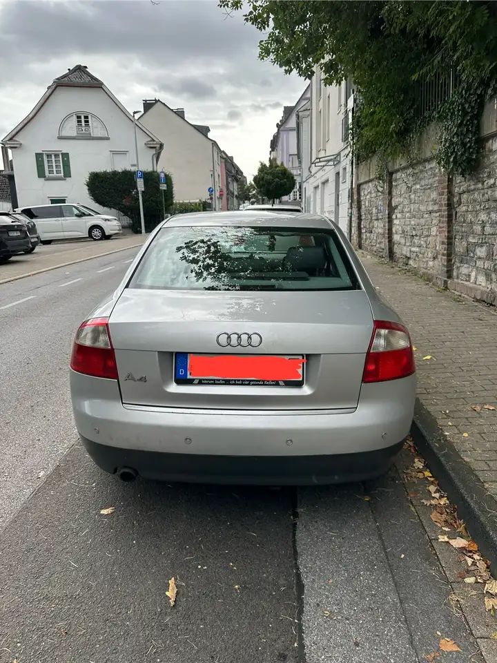 Audi A4 2.0, foto 7