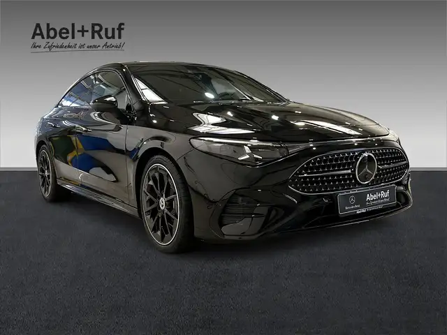 Mercedes-Benz Cla view 3