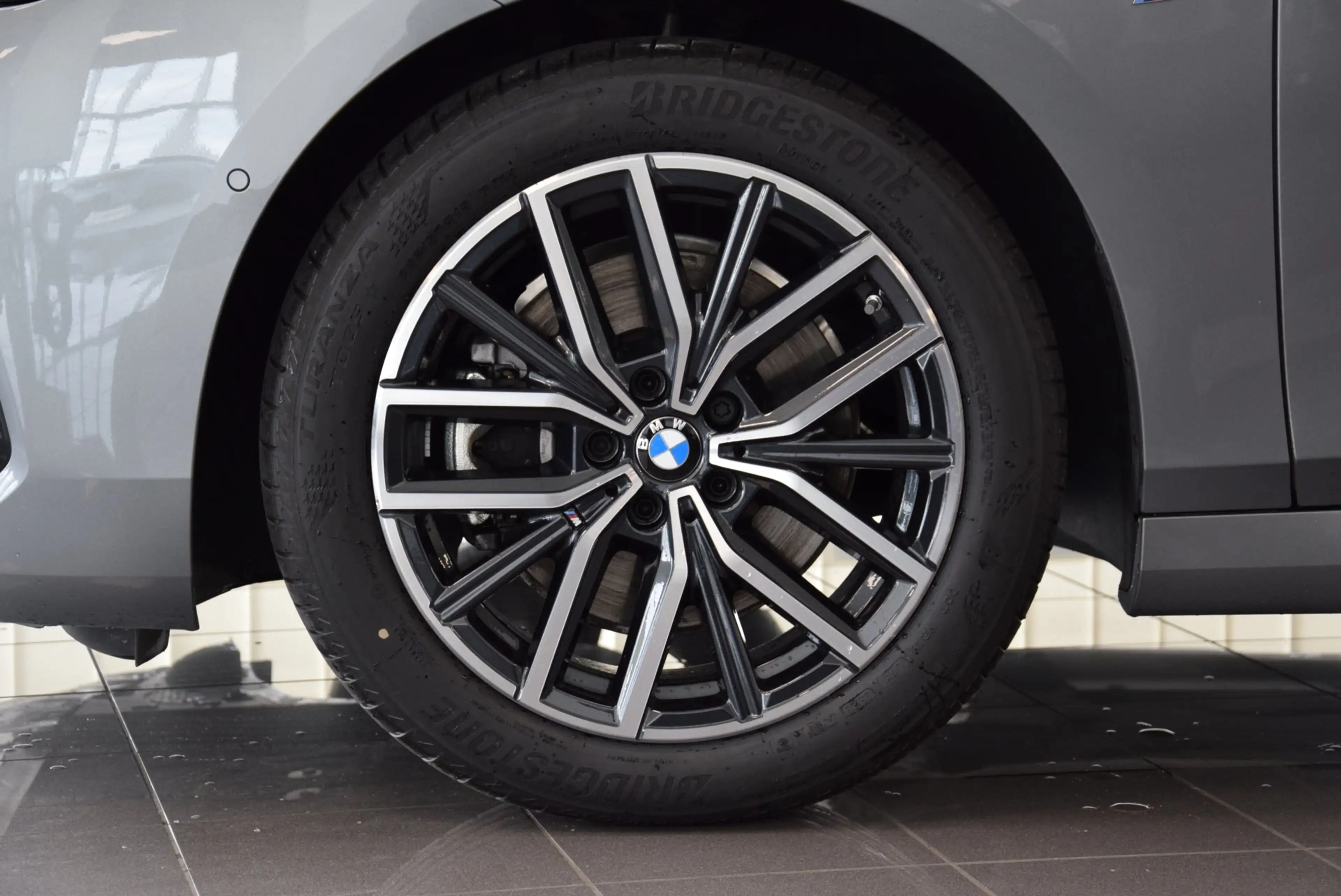 BMW 223 i M-Sportpaket — photo 4