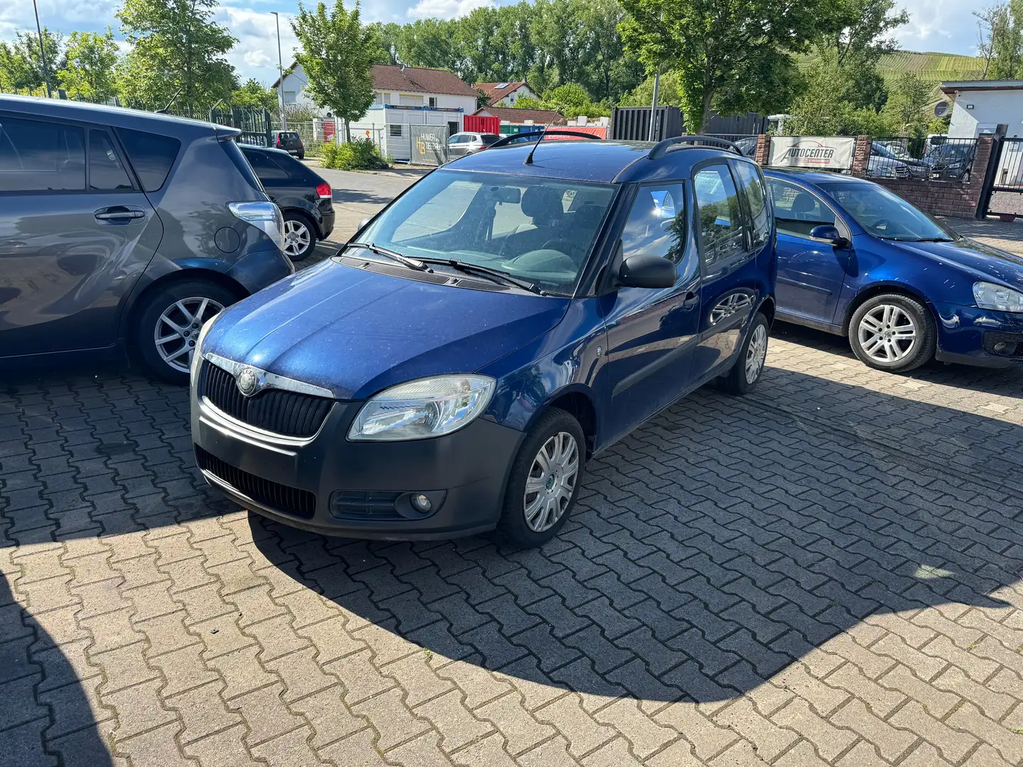 Skoda Roomster 1.2 12V HTP Style Bleu - 1