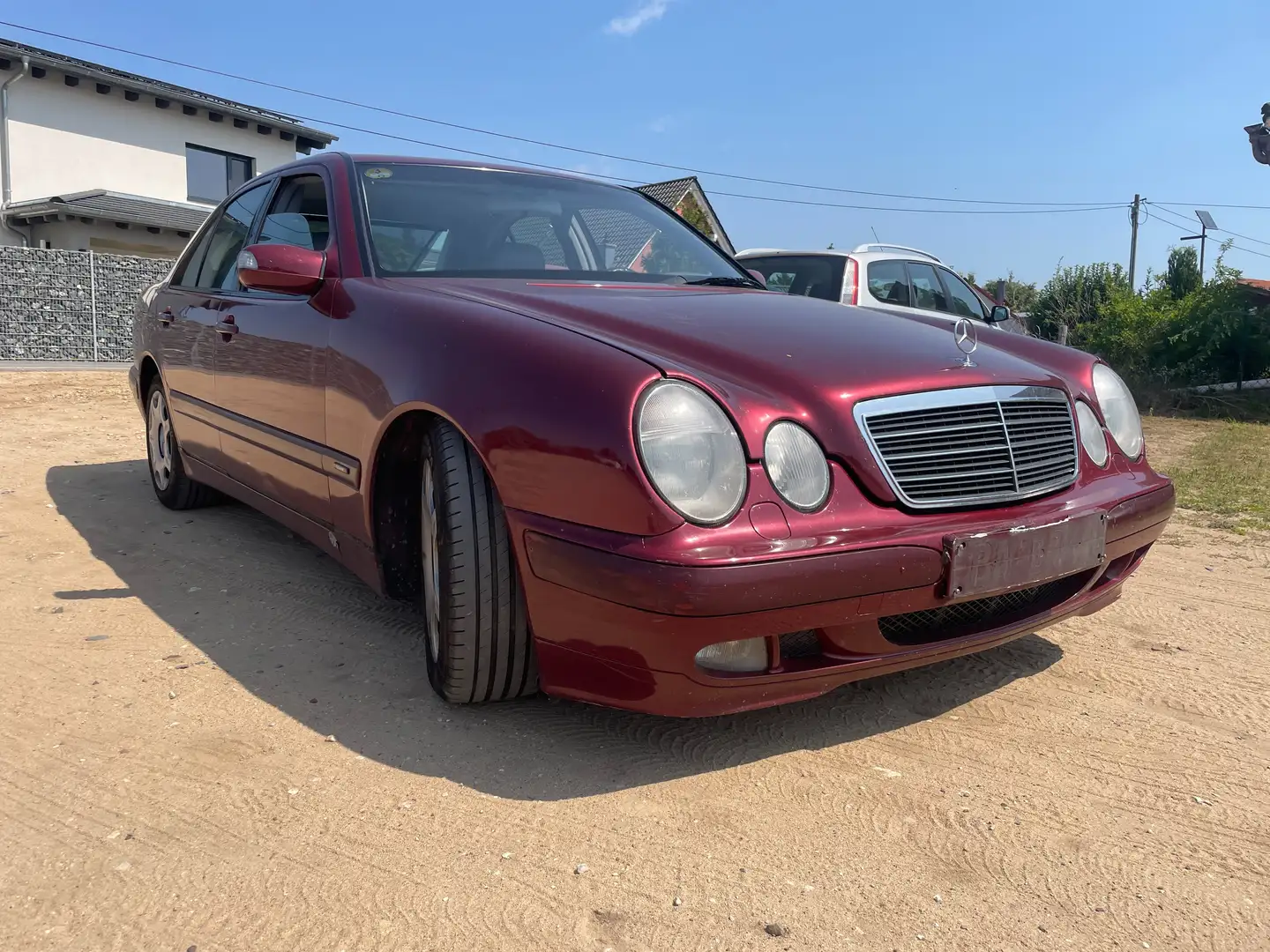 Mercedes-Benz E 320 CDI Leder+Sihz+TÜV 08/2026+AHK+Temp+Klima Rot - 2