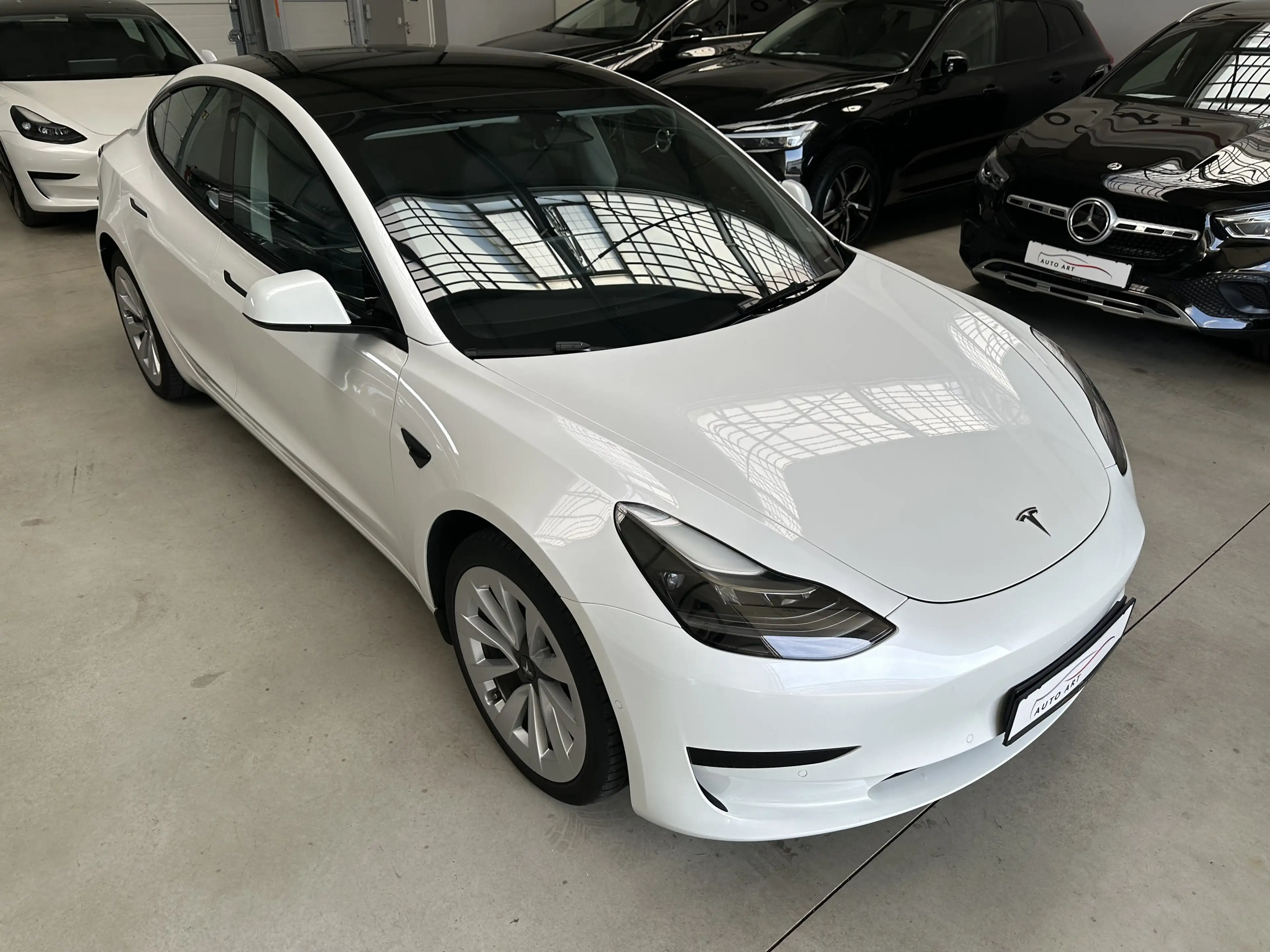 Tesla Model 3 Basis RWD AMD Ryzen Wärmepumpe Subwoofer — photo 9