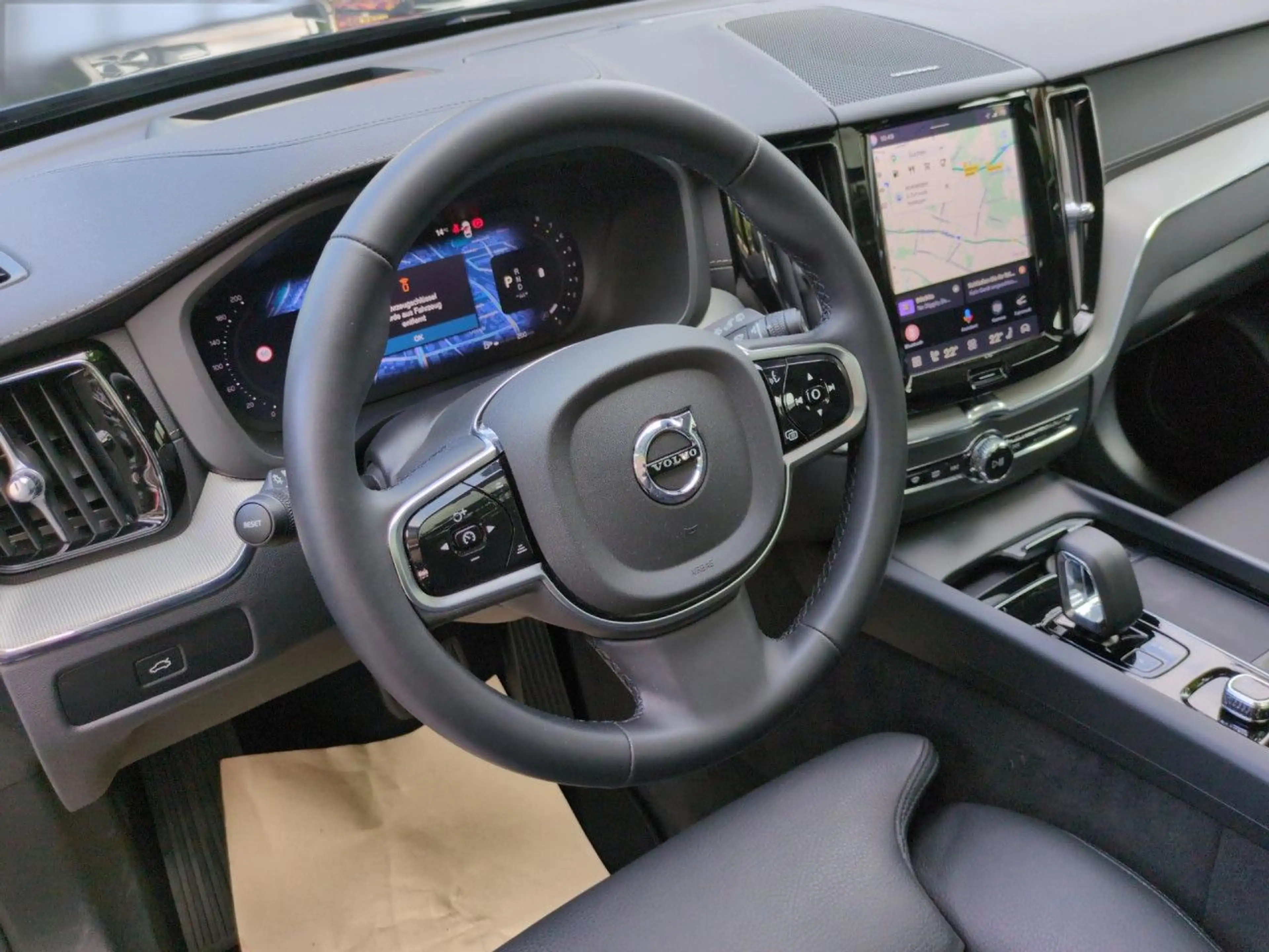 Volvo XC60 XC 60 Ultimate Dark AWD Bluetooth Head Up Display — photo 14