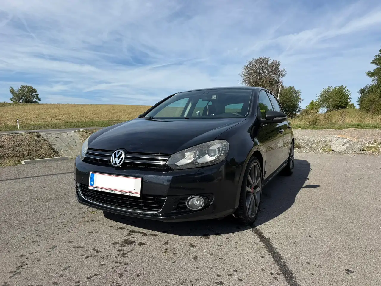 Volkswagen Golf Golf Sky 1,6 TDI DPF Sky — photo 1 of 33