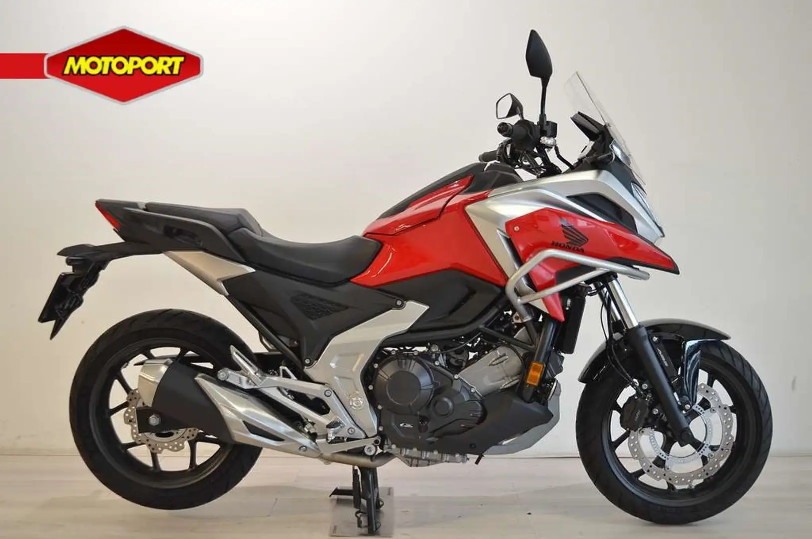 Honda NC 750 X ABS Rood - 1
