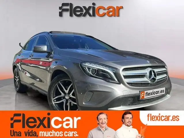 Mercedes-Benz GLA 220 220d 4Matic 8G-DCT