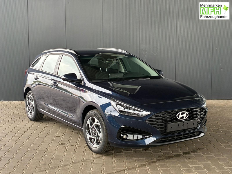 Hyundai i30 Kombi Comfort 1.5 GDI / Navi Tempomat Shz Vorne... — photo 4