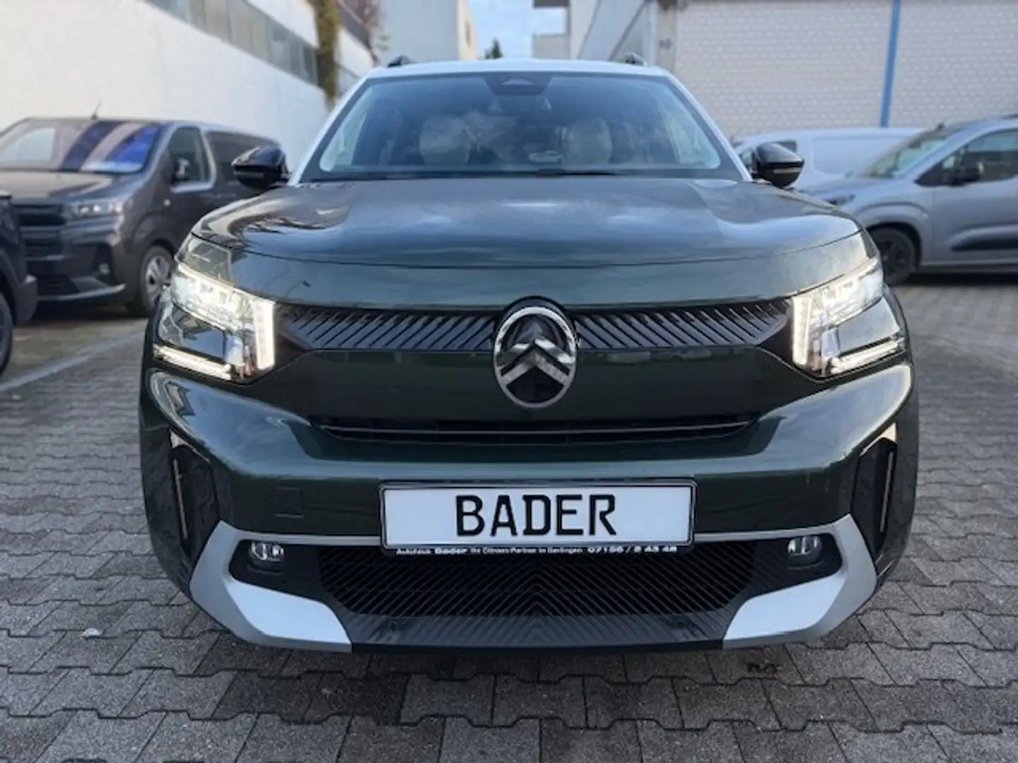 Citroen C3 Aircross MAX Hybrid 145 Automatik * WINTER-PAKET * Grün - 2