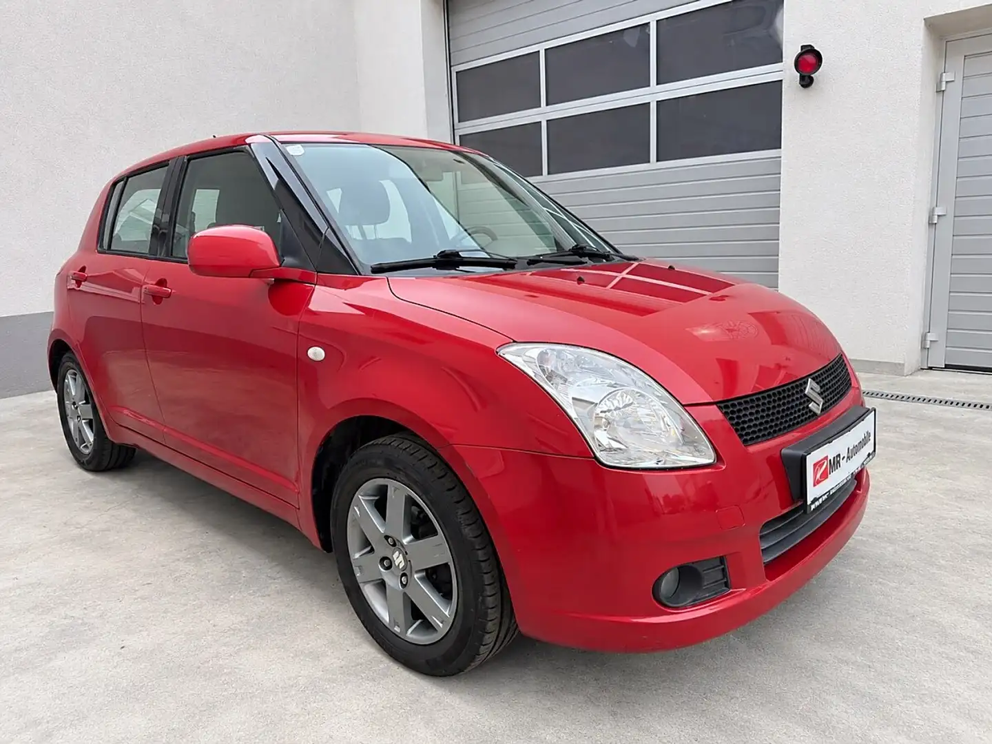 Suzuki Swift 1,3 GL special Rot - 1