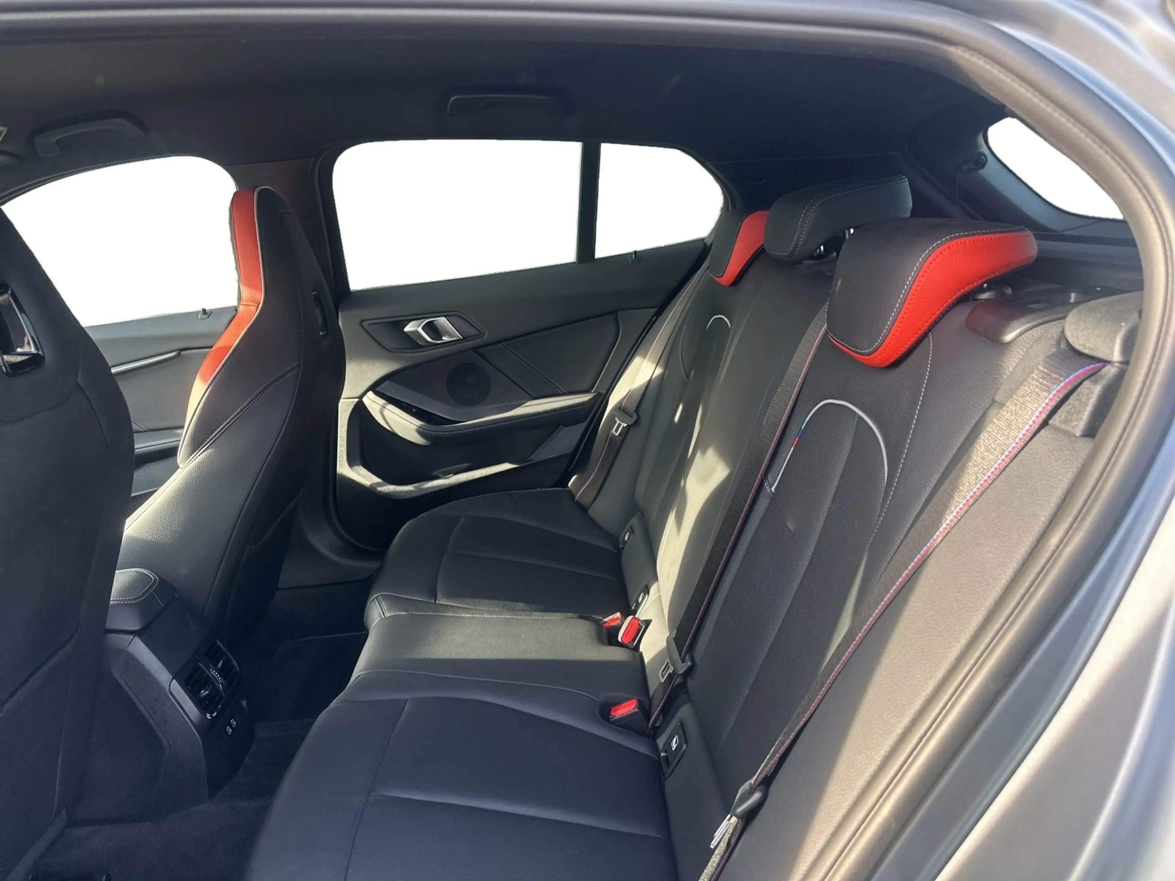 BMW 135 M135i xDrive LHZ SHZ LED-Scheinwerfer — photo 11