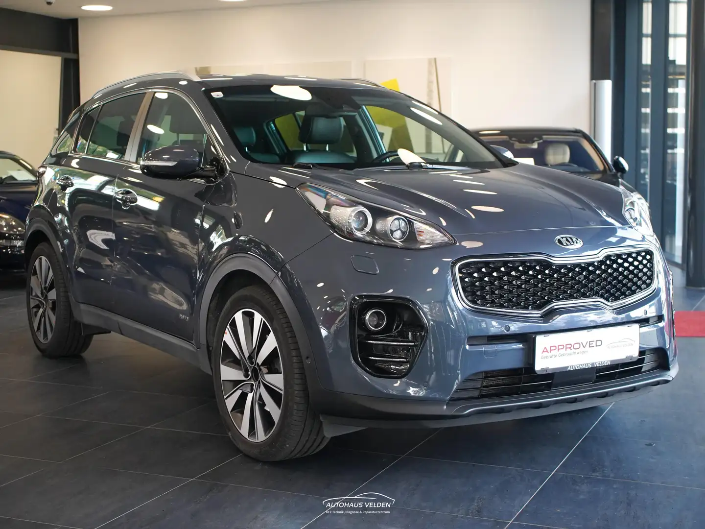 Kia Sportage Attract 2WD Blau - 1