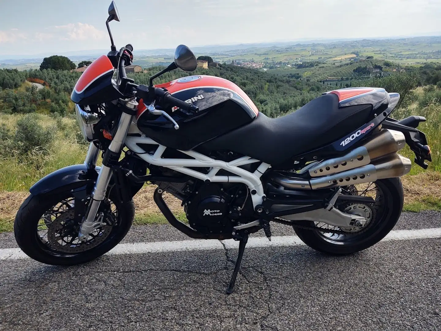 Moto Morini 1200 Sport - 1