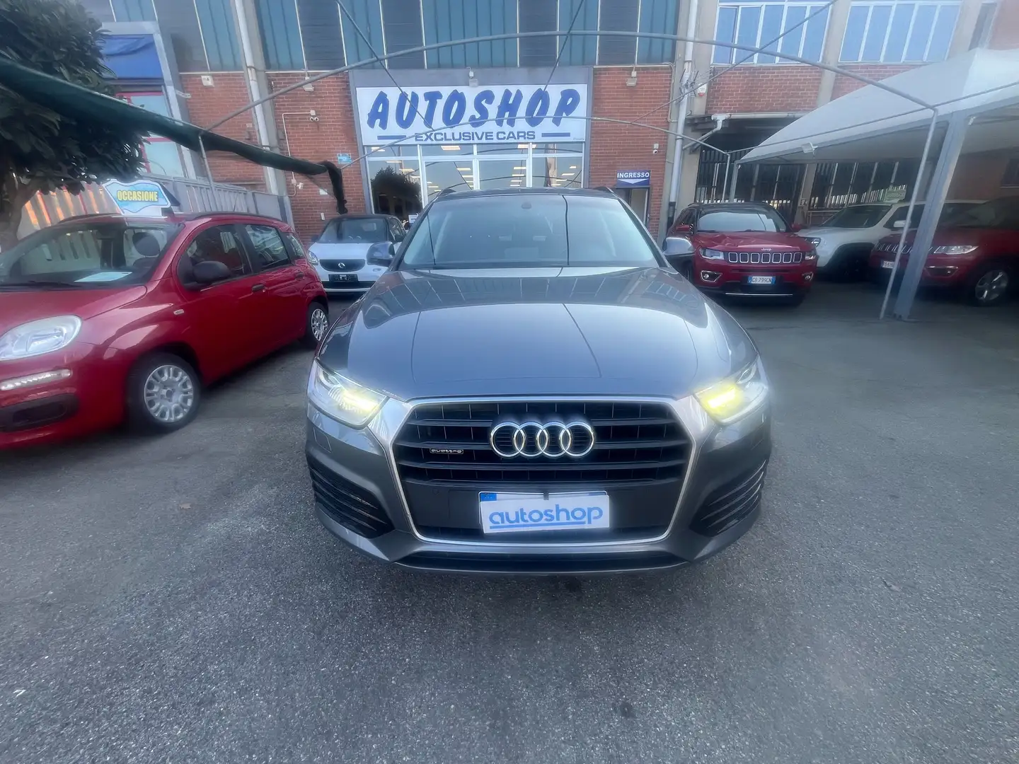 Audi Q3 Q3 2.0 tdi Business quattro 184cv s-tronic Grigio - 2
