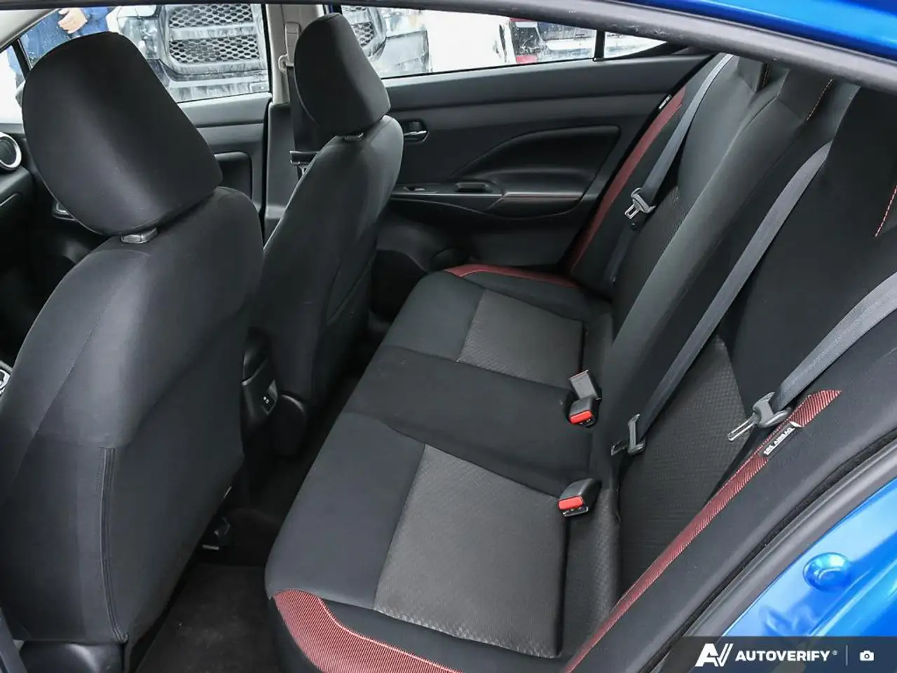 Nissan Versa снимка Nissan Versa
